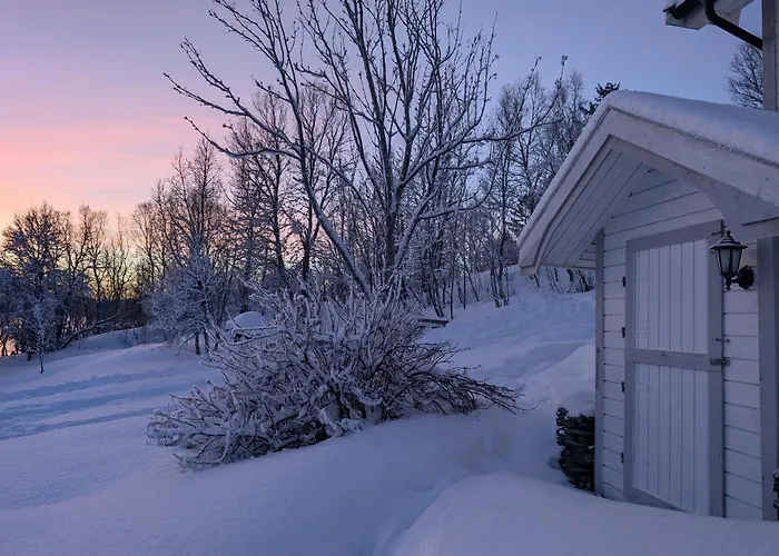 Magic On Senja, Atmosphere Like A Fairytale Botnhamn